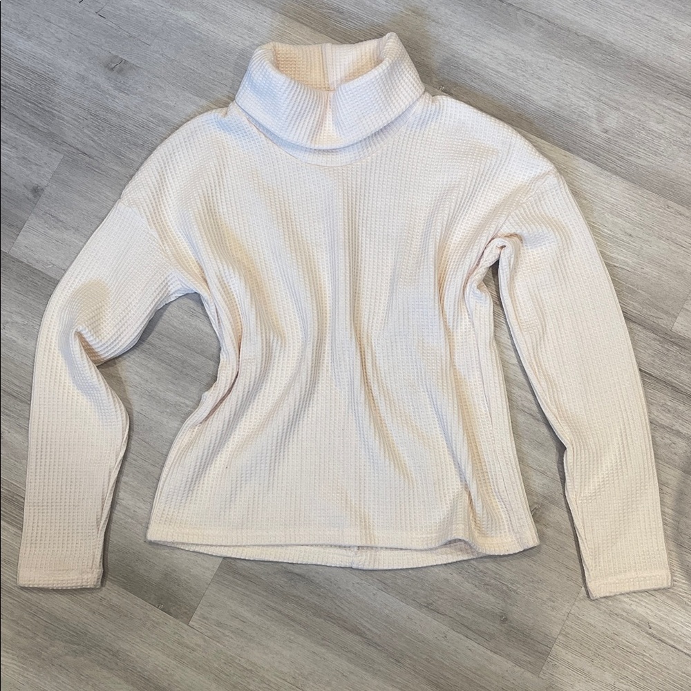 Columbia Women's Soft Cream Sweater turtleneck size small